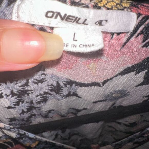 O’Neill floral romper , vneck, button up - Picture 3 of 4